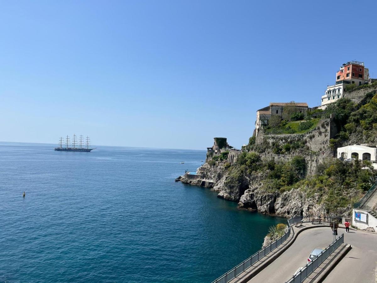 Frennesia Amalfi Coast Bed & Breakfast อัตรานี ภายนอก รูปภาพ