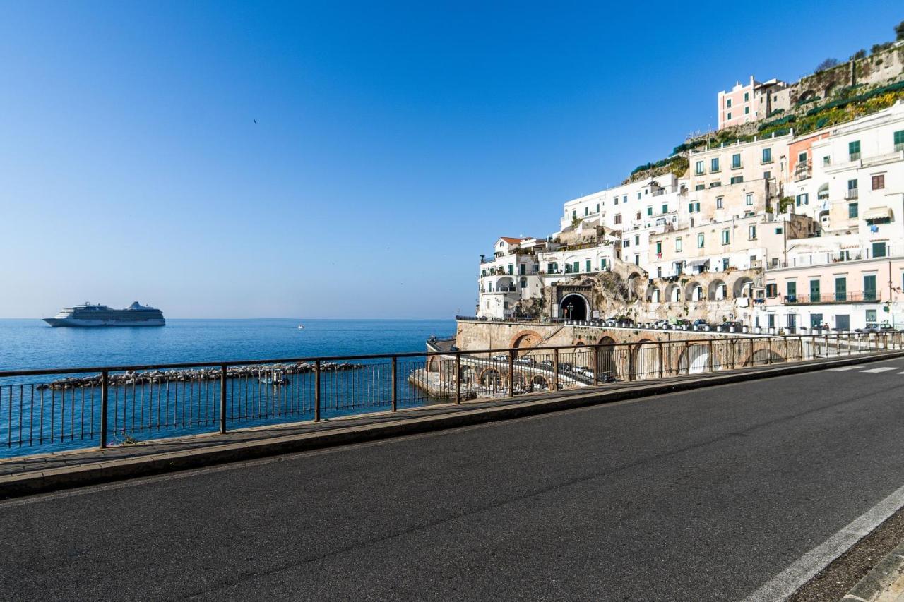 Frennesia Amalfi Coast Bed & Breakfast อัตรานี ภายนอก รูปภาพ