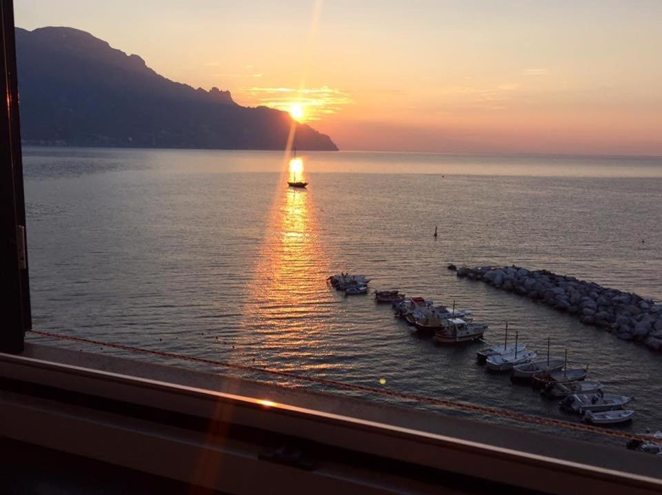 Frennesia Amalfi Coast Bed & Breakfast อัตรานี ภายนอก รูปภาพ