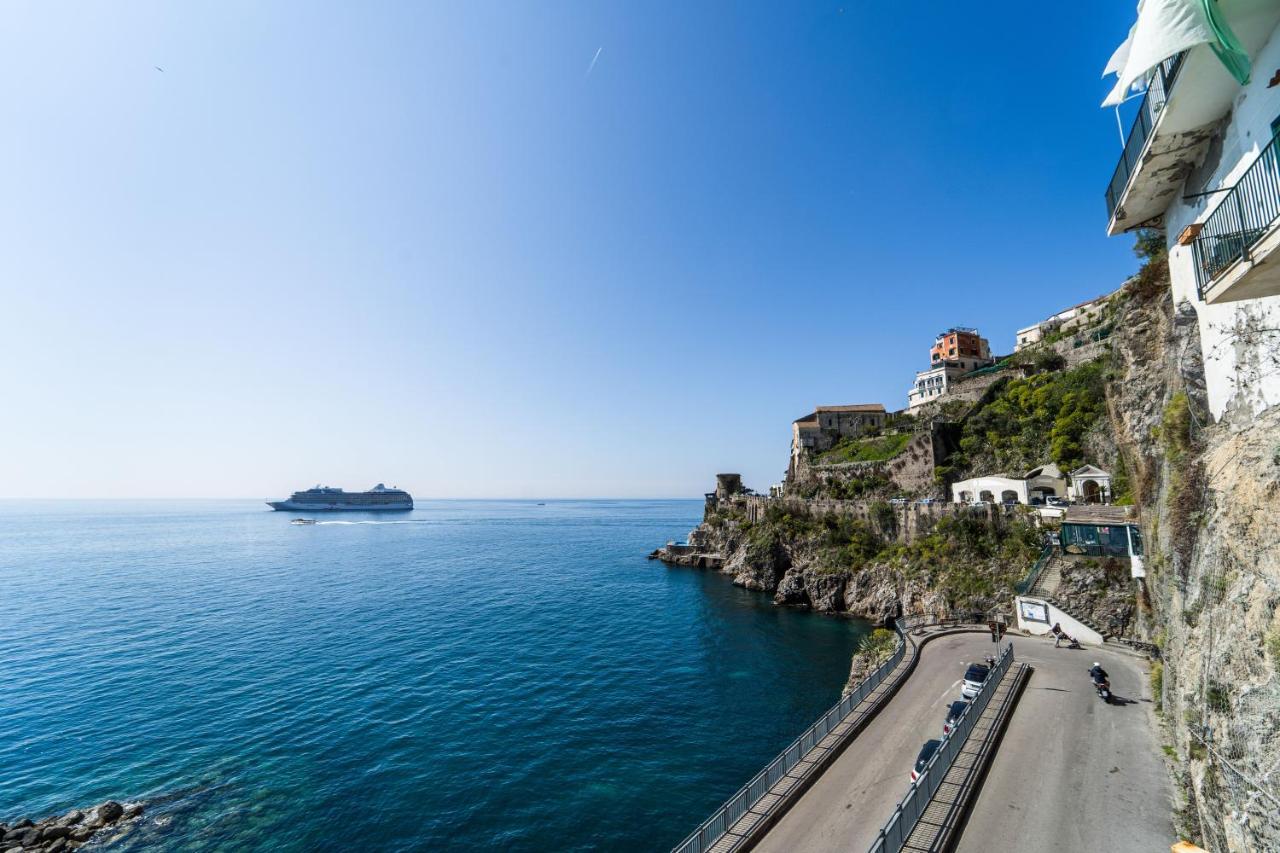 Frennesia Amalfi Coast Bed & Breakfast อัตรานี ภายนอก รูปภาพ